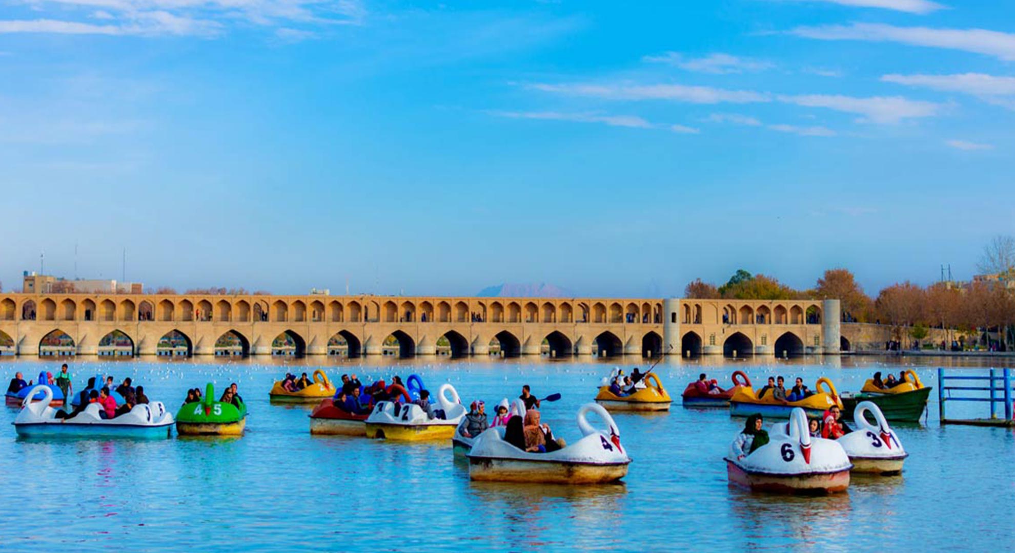 تفریحات تور اصفهان